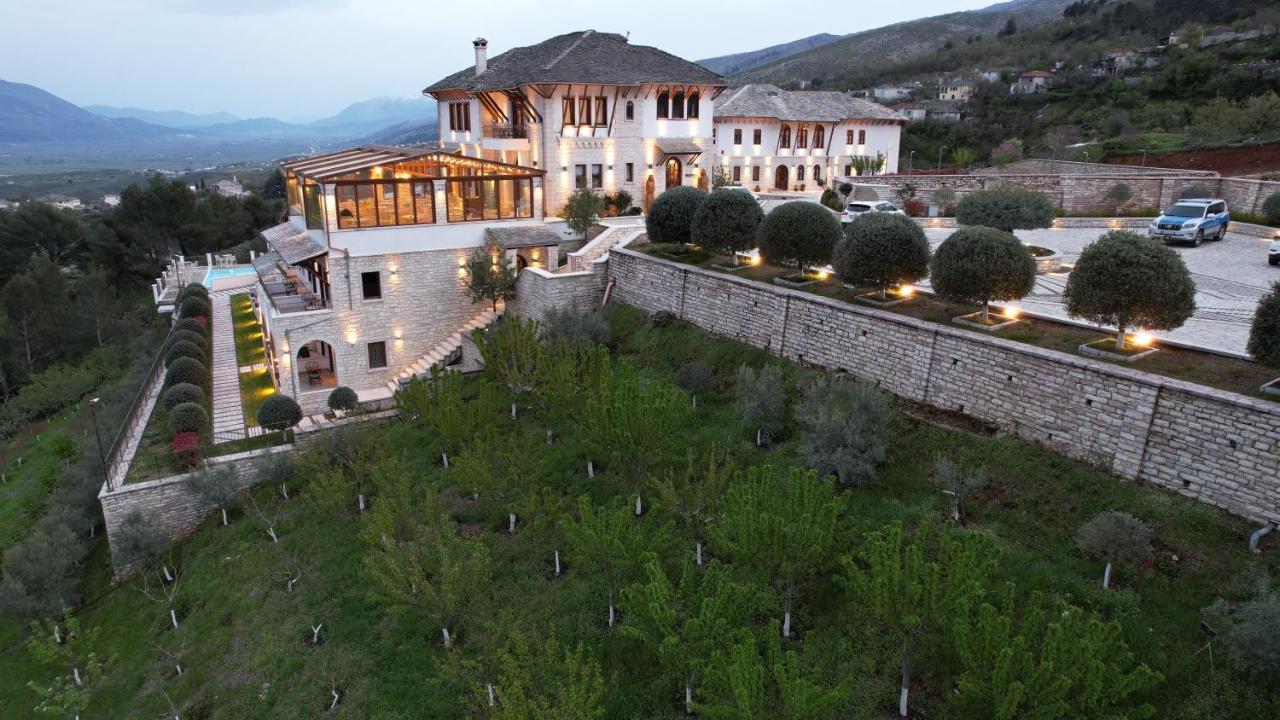 Kerculla Resort Gjirokastër Buitenkant foto