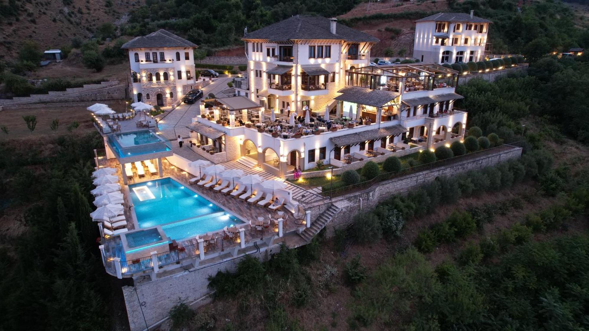 Kerculla Resort Gjirokastër Buitenkant foto